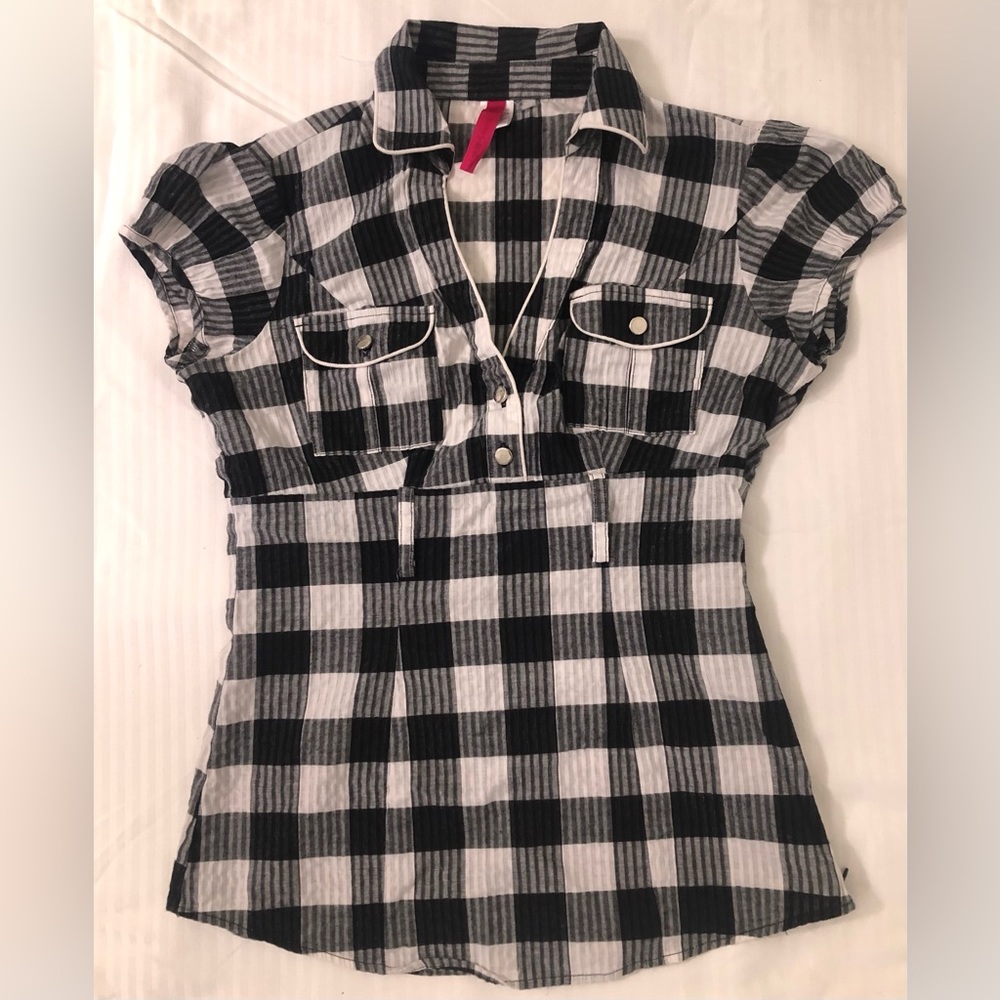 Blouse for women size S color black gray and white